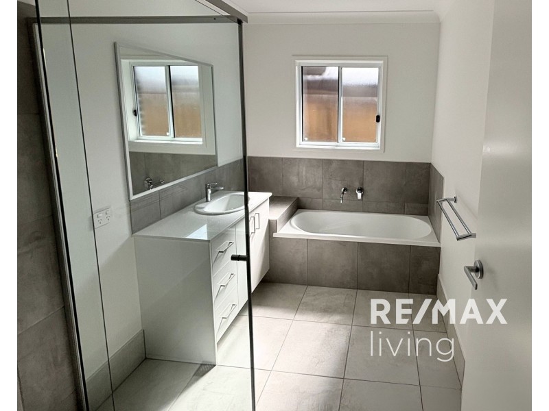 16 Myrtle Street, Burpengary QLD 4505