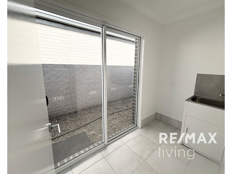 16 Myrtle Street, Burpengary QLD 4505