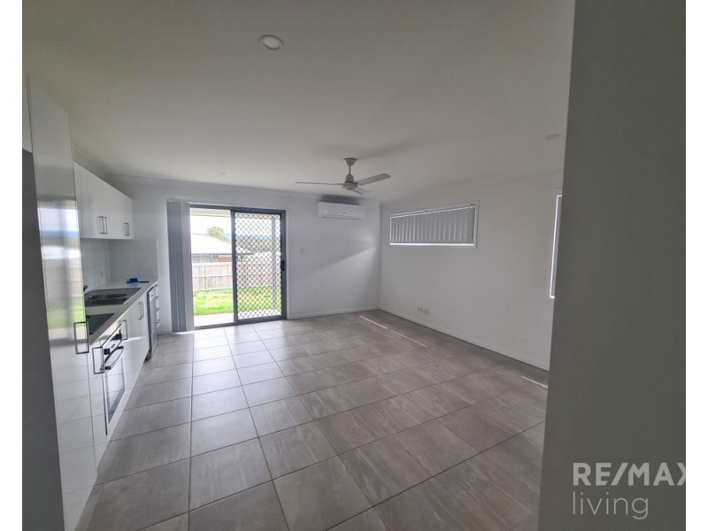 2/42 Cronin Street, Morayfield QLD 4506