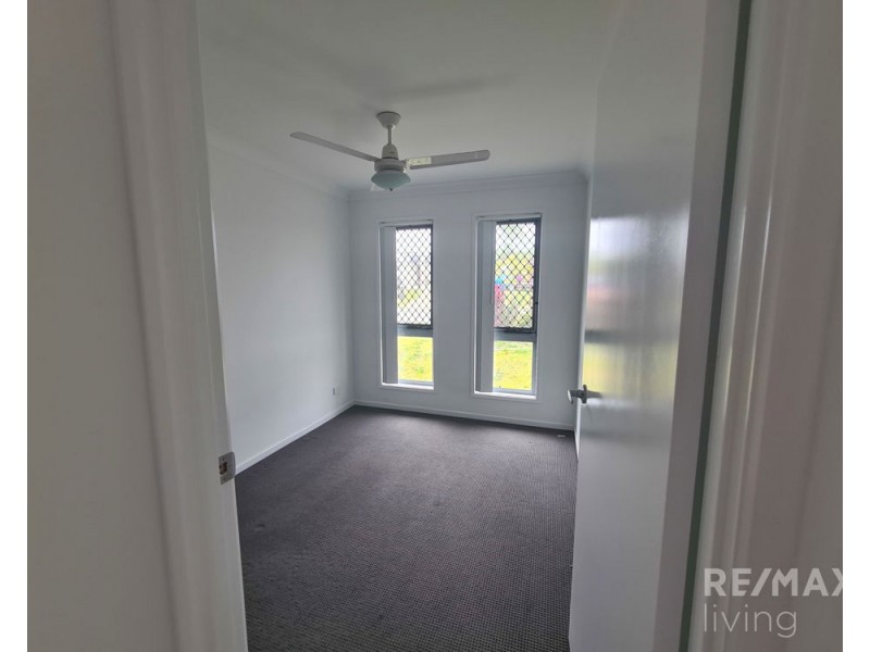 2/42 Cronin Street, Morayfield QLD 4506