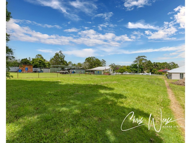 17 Mary Street, Woodford QLD 4514