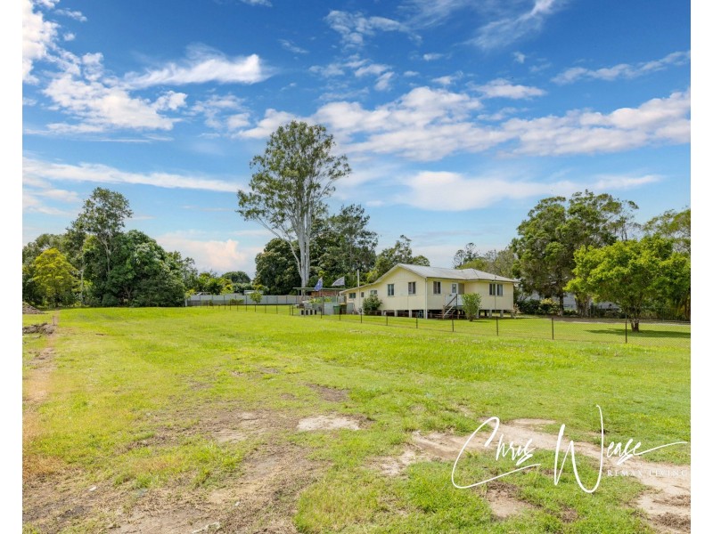 17 Mary Street, Woodford QLD 4514