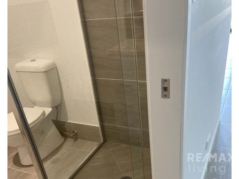 2/2C David Street, Burpengary QLD 4505