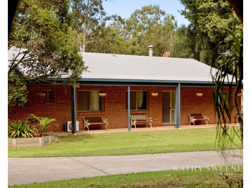 35 Komraus Court, Morayfield QLD 4506