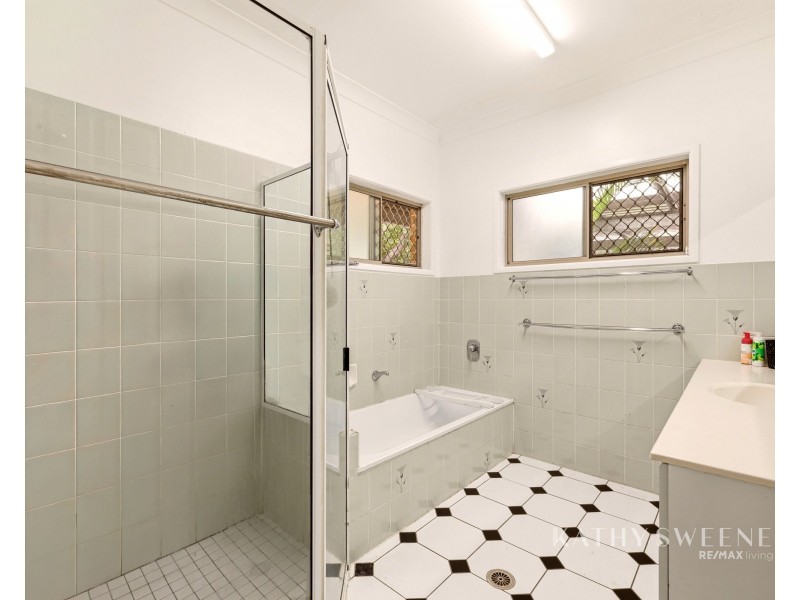 35 Komraus Court, Morayfield QLD 4506