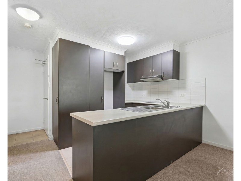 10/3-5 Short Street, Caboolture QLD 4510