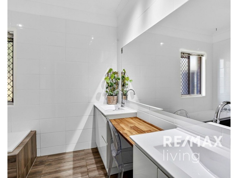 202 F Lindsay Road, Rocksberg QLD 4510