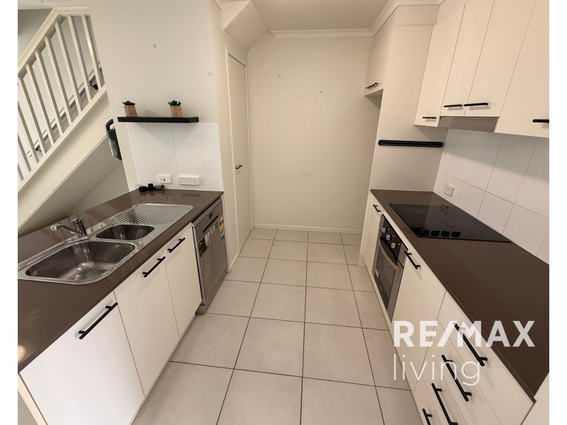 4/30 Oakey Flat Road, Morayfield QLD 4506