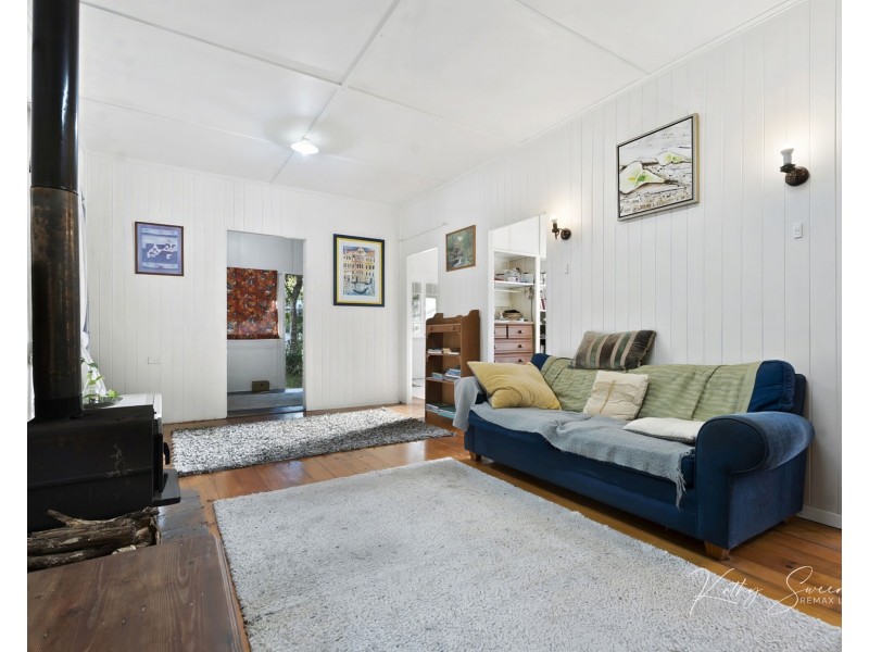 14 Bean Street, Maleny QLD 4552