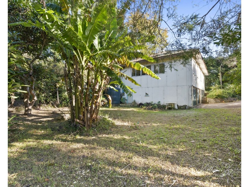 14 Bean Street, Maleny QLD 4552