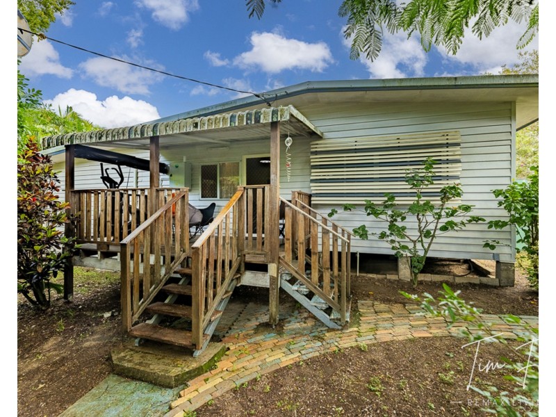 34 Kirby Street, Woodford QLD 4514