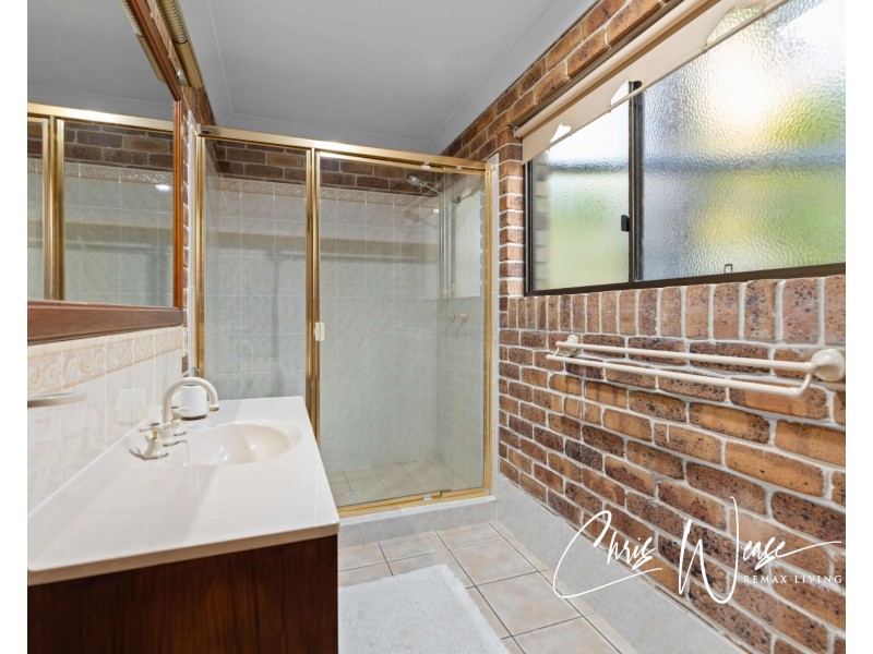 720 Cove Road, Stanmore QLD 4514