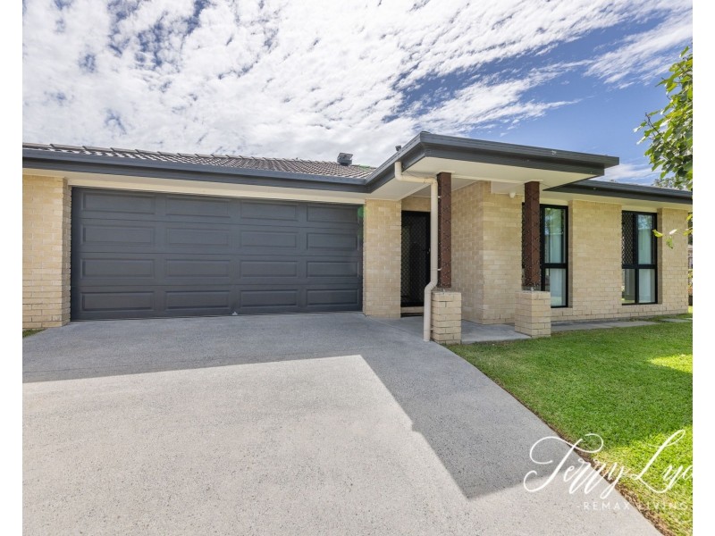 2 Livistona Court, Morayfield QLD 4506