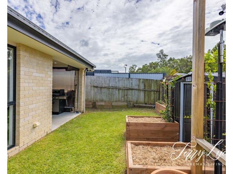 2 Livistona Court, Morayfield QLD 4506