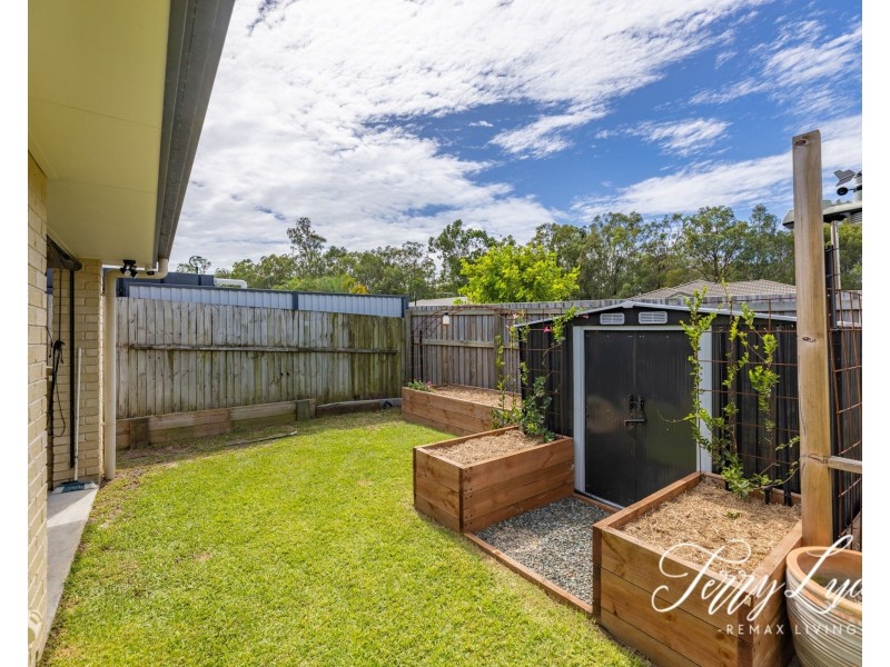 2 Livistona Court, Morayfield QLD 4506