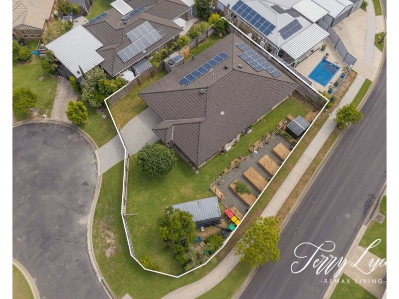2 Livistona Court, Morayfield QLD 4506