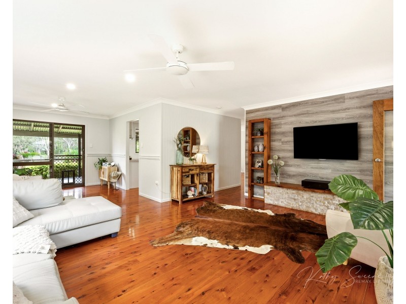 86 Bellay Road, Beachmere QLD 4510