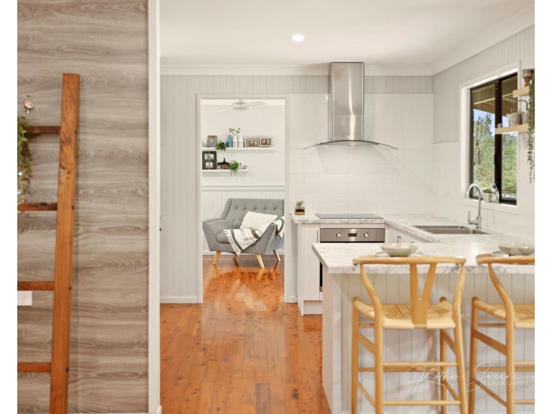 86 Bellay Road, Beachmere QLD 4510