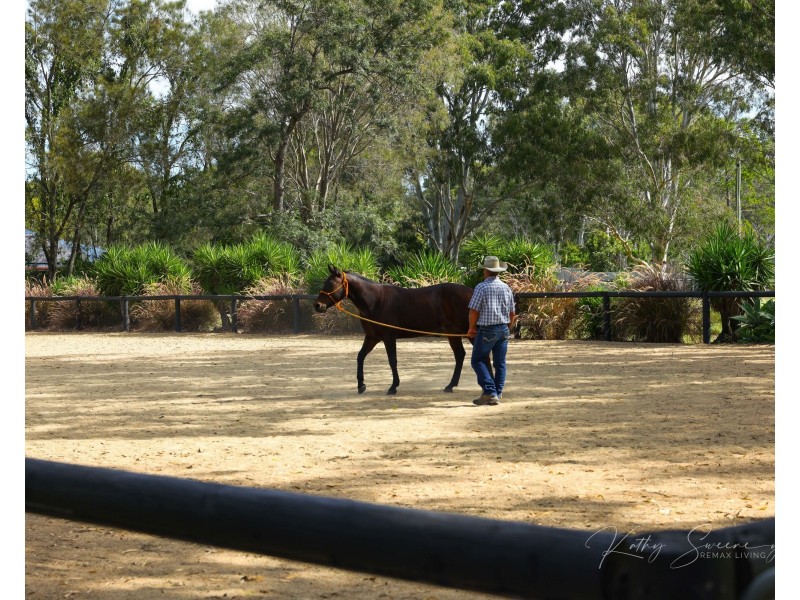 86 Bellay Road, Beachmere QLD 4510