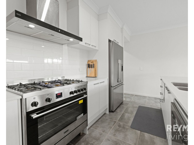 12 Ben Crescent, Caboolture South QLD 4510