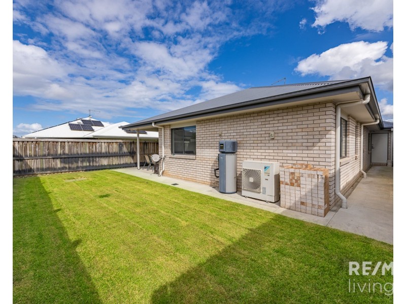 12 Ben Crescent, Caboolture South QLD 4510