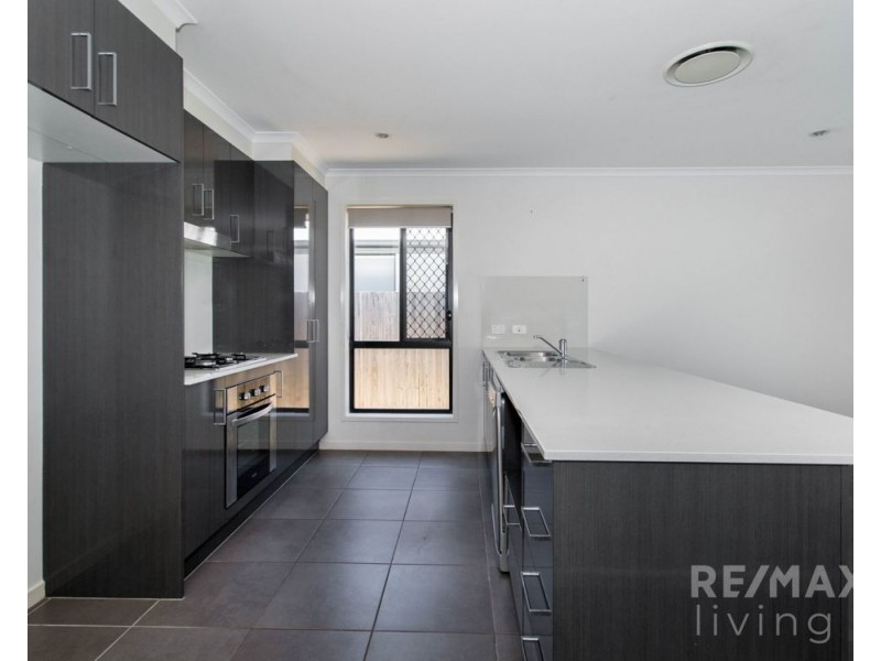 42 Lennon Boulevard, Narangba QLD 4504