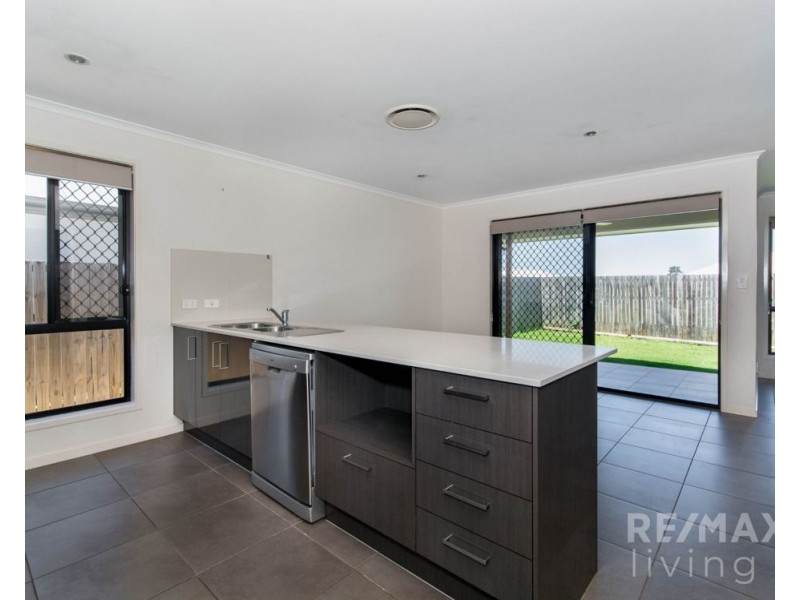 42 Lennon Boulevard, Narangba QLD 4504