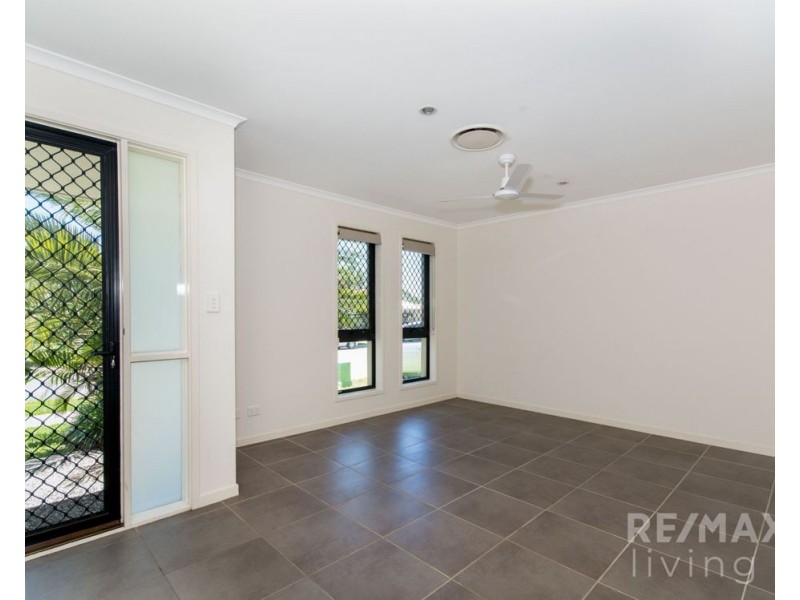 42 Lennon Boulevard, Narangba QLD 4504