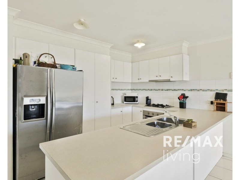 8 Peggy Road, Bellmere QLD 4510