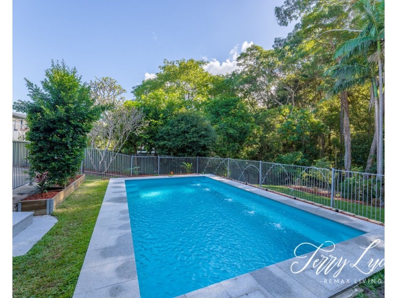 12 Hillcrest Avenue, Caboolture QLD 4510