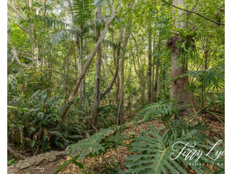 12 Hillcrest Avenue, Caboolture QLD 4510