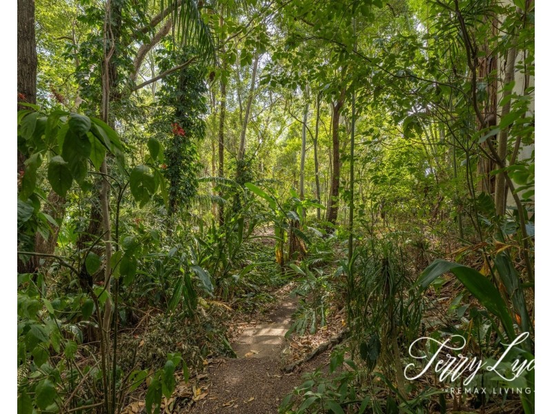 12 Hillcrest Avenue, Caboolture QLD 4510