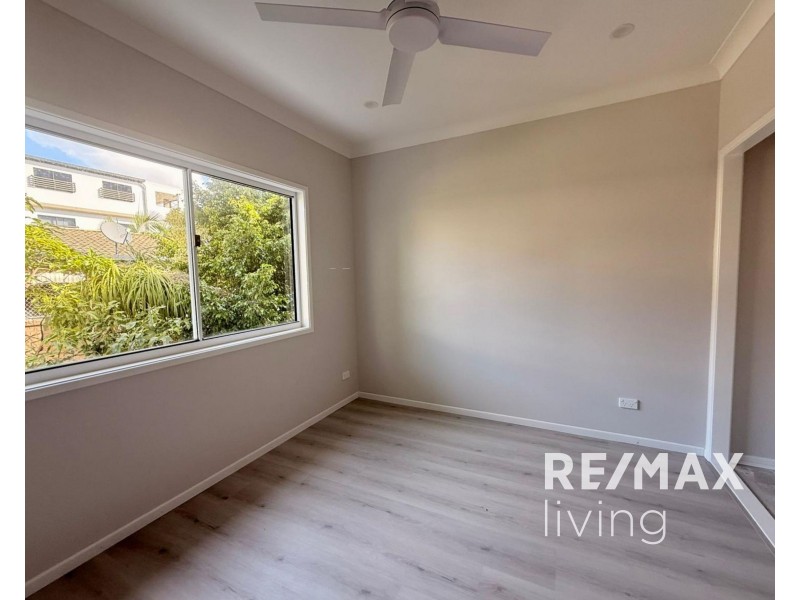 1-4/180 Mein Street, Scarborough QLD 4020