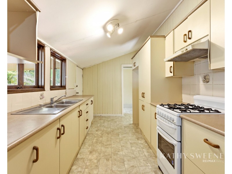 63 Bradley Street, Dayboro QLD 4521
