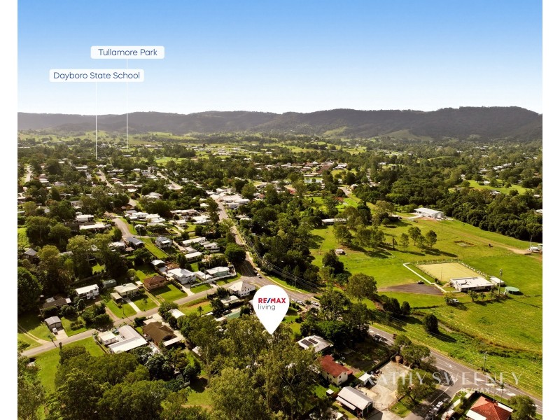 63 Bradley Street, Dayboro QLD 4521