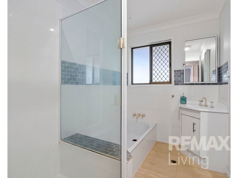 25 Matthew Flinders Drive, Caboolture South QLD 4510