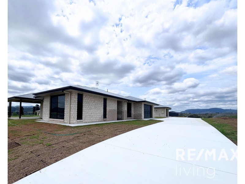 9 Jacana Place, Winya QLD 4515