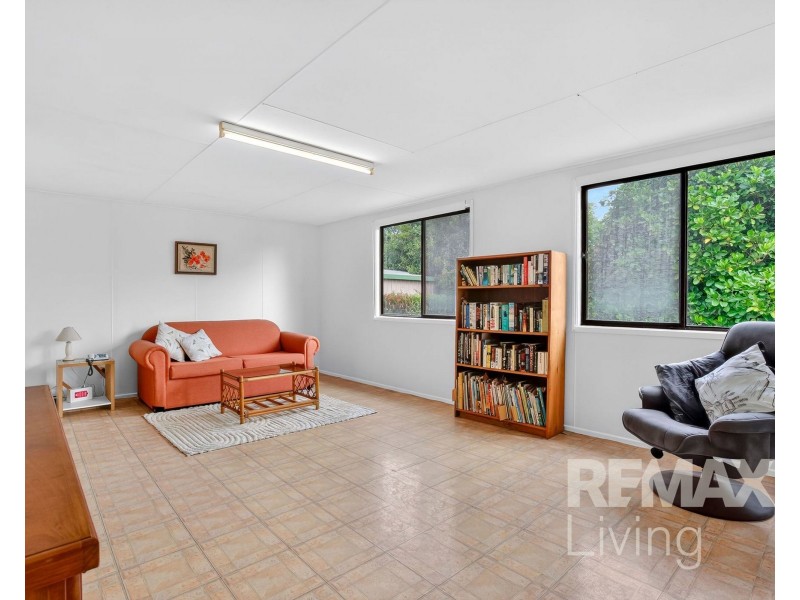 24 Houghton Avenue, Redcliffe QLD 4020