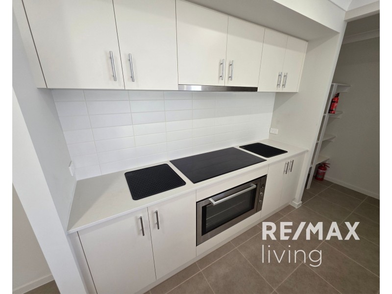 64 Hamilton Road, Woodford QLD 4514