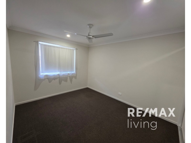 64 Hamilton Road, Woodford QLD 4514
