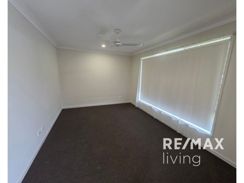 64 Hamilton Road, Woodford QLD 4514