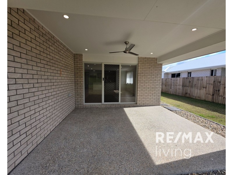 64 Hamilton Road, Woodford QLD 4514