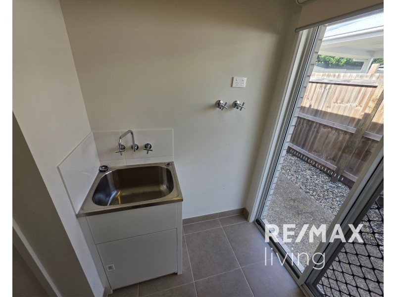 64 Hamilton Road, Woodford QLD 4514