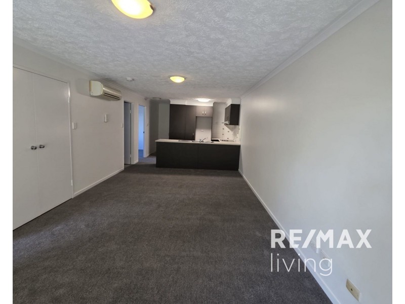 10/3-5 Short Street, Caboolture QLD 4510