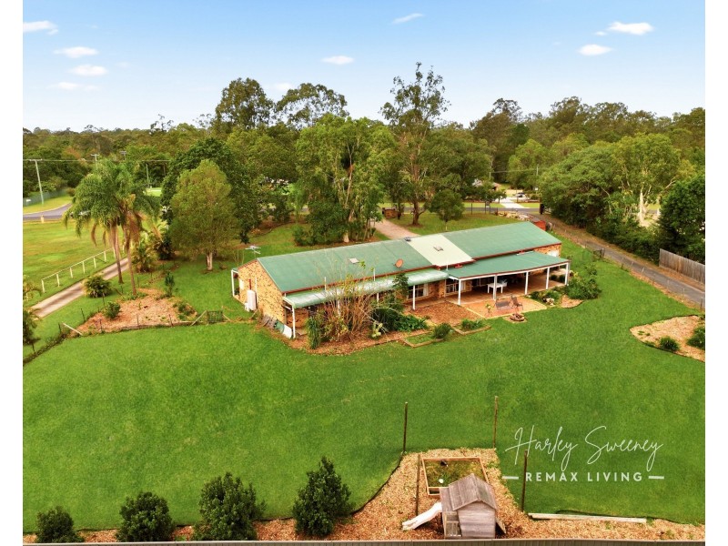 28 Logrunner Drive, Upper Caboolture QLD 4510
