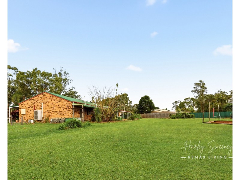 28 Logrunner Drive, Upper Caboolture QLD 4510
