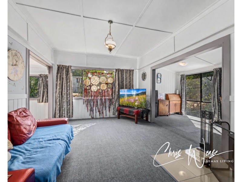 9 Dingo Parade, Jimna QLD 4515