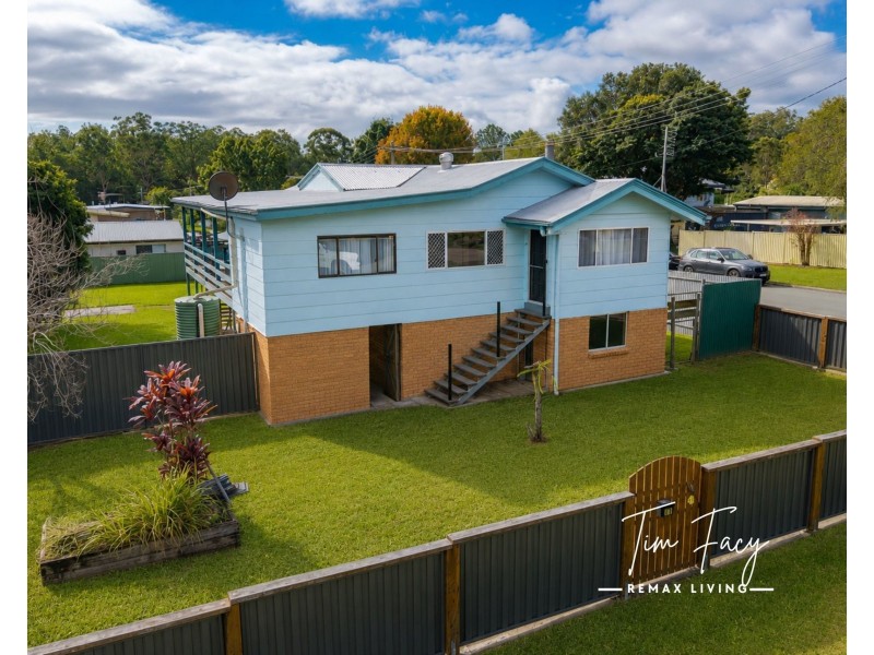 19 Gloucester Street, Woodford QLD 4514