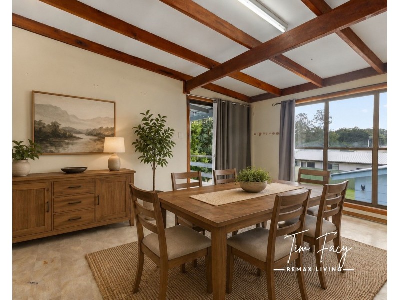 19 Gloucester Street, Woodford QLD 4514