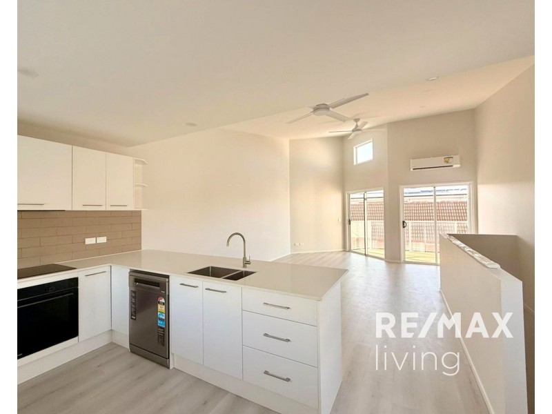 3/180 Mein Street, Scarborough QLD 4020
